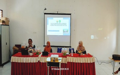 Tingkatkan Kualitas Lulusan, SMKN 5 Kendari Susun Materi Uji Kompetensi Berstandar Industri